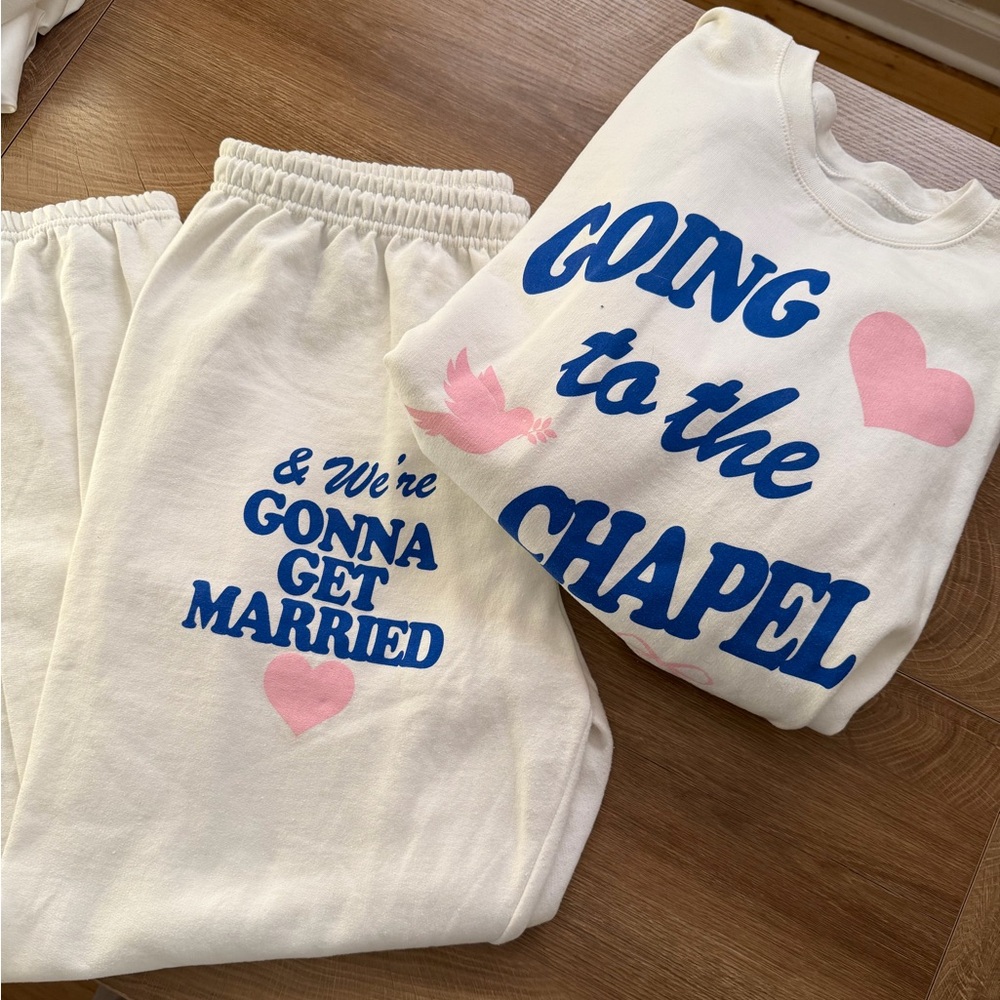 Going to the Chapel Sweat Set